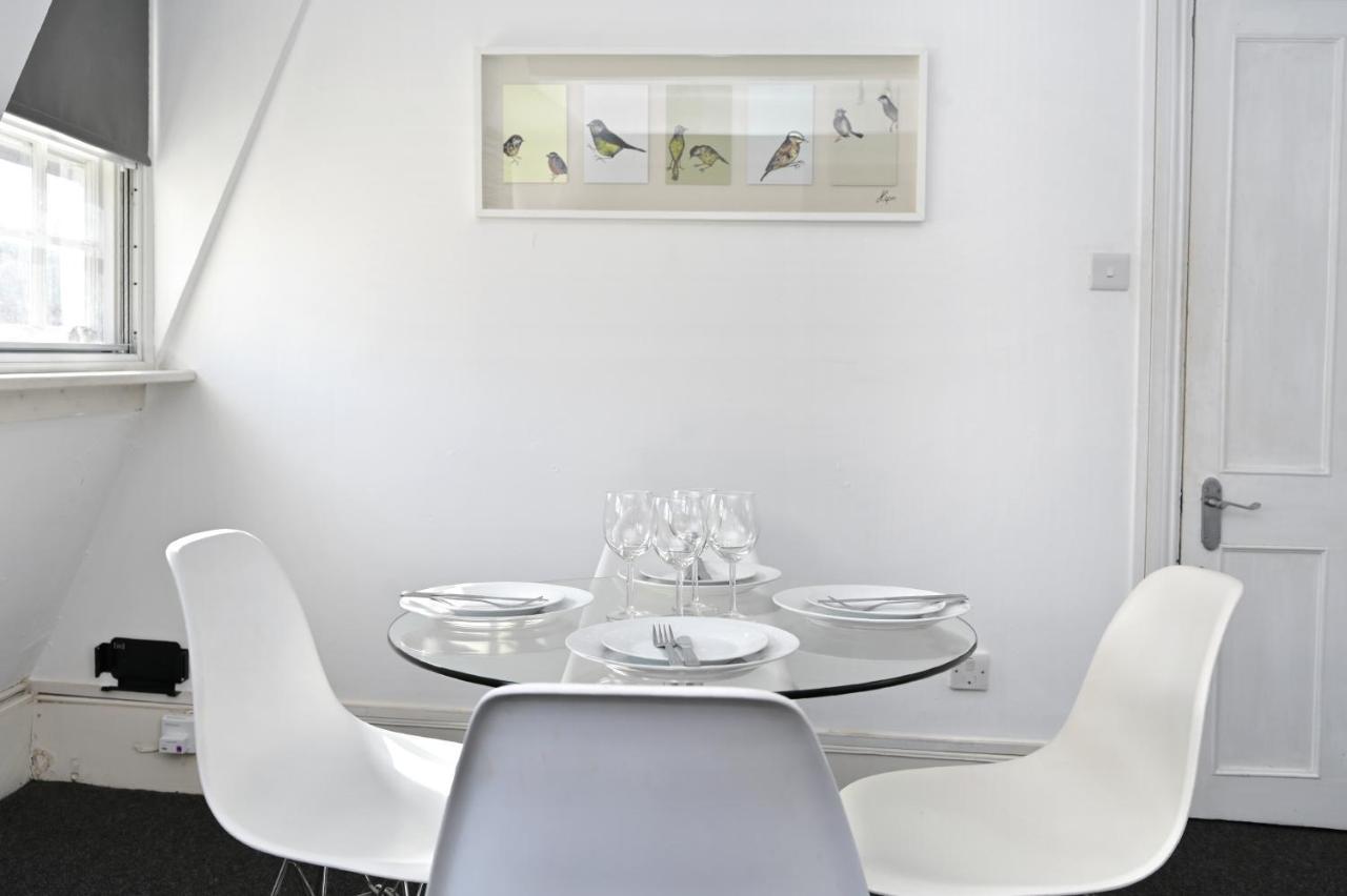 Soho, Piccadilly & Chinatown - Two Bedroom & Two Double Beds Apartment Londen Buitenkant foto